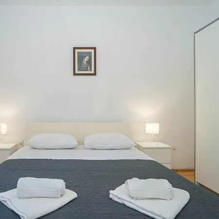 Villa Marinka By Guide